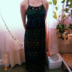 Maxi summer dresses 🥥